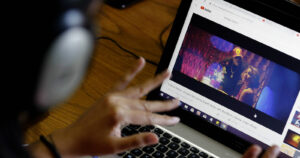 Pasatiempos, videojuegos y paseos virtuales: qué fue lo que más vieron los chilenos en YouTube el 2020