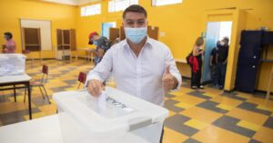 Marcelo Barraza, el candidato DC en Valparaíso que quiere sacar a Sharp: 