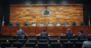 TC pospone resolución ante retiro del 10% de la oposición y pide más antecedentes al Congreso