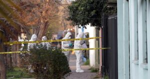 Dos jóvenes murieron tras ser baleados en feria navideña de Maipú