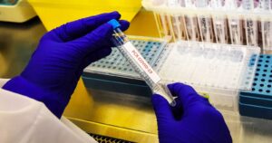 Chile cierra 2020 con más de 3 mil casos nuevos de coronavirus