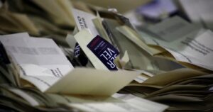 A ley reforma que facilita a independientes participar en Convención Constitucional