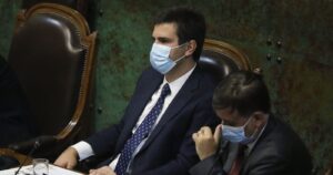 Con abstención de Pamela Jiles, Florcita Alarcón y Garín se cae nuevo intento de censura a mesa de la Cámara de Diputados