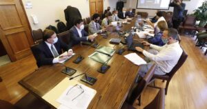 Comisión de Hacienda despacha proyecto de retiro del Gobierno a sala sin reintegro