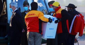 Cómo es el proceso de refrigeración de las vacunas que llegaron a Chile