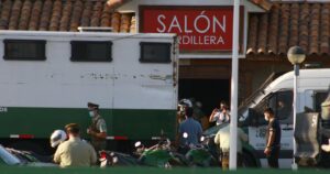 La Moneda anuncia querella por masiva fiesta en Espacio Broadway