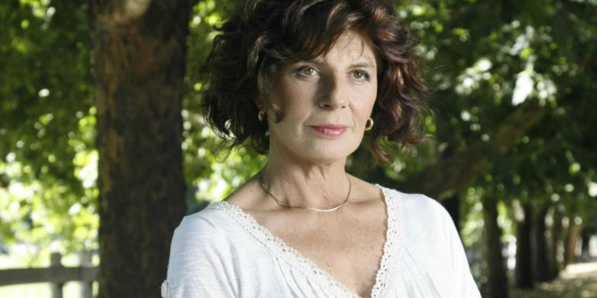 Consuelo Holzapfel