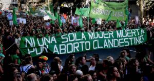 En histórica sesión: Senado aprueba aborto legal en Argentina