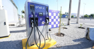 Un 20% de avance lleva la ElectroRuta que conectará a Chile con 1200 puntos de carga para autos eléctricos