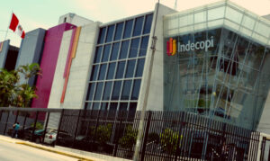 Autoridad regulatoria de Perú acusa a Falabella y Cencosud de colusión en el precio del pavo