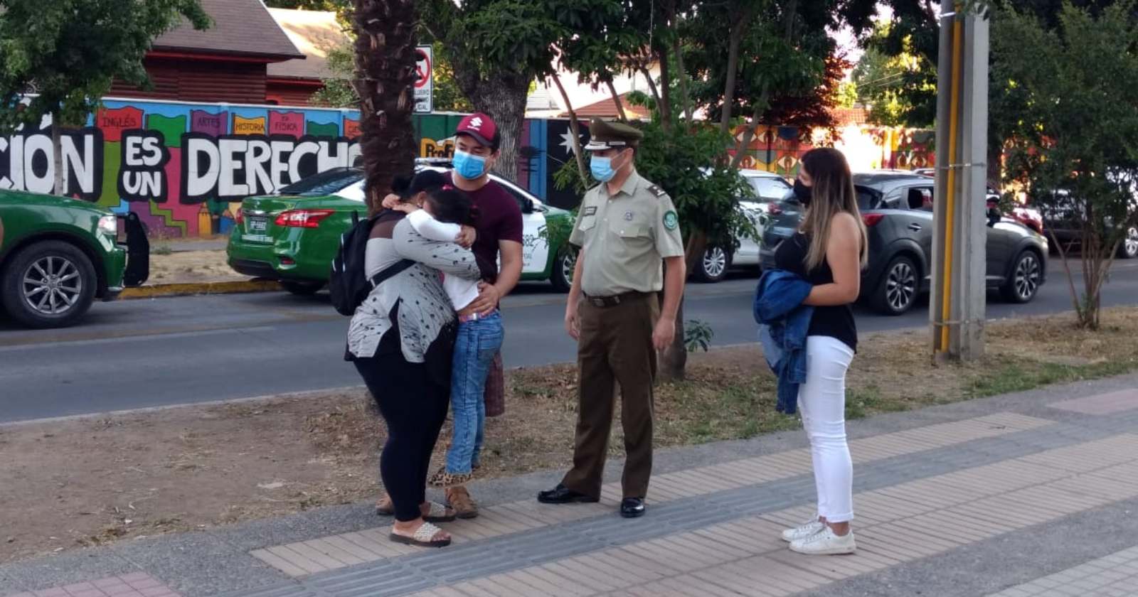 joven robar vehículo menor