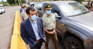 Ministro Delgado lamenta detención de menores de edad por porte de bombas molotov: 