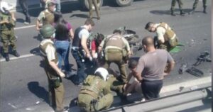 Persecución policial terminó con dos carabineros lesionados