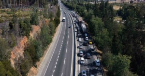 Más de 101 mil vehículos salieron de la Región Metropolitana este fin de semana de Navidad