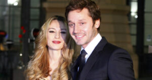 La familiar imagen de Benjamín Vicuña junto a Pampita y sus hijos