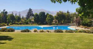 Brote de COVID-19 obliga a cerrar el club del Colegio Médico