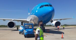 VIDEO - Entre llantos y relatos épicos: Argentina recibió las primeras dosis de la vacuna Sputnik V