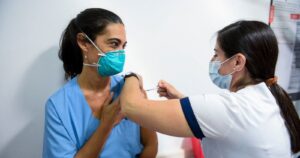 Argentina inició vacunación contra el coronavirus con la Sputnik V