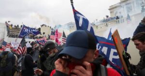 Asalto al Capitolio de Estados Unidos dejó cuatro muertos y más de veinte heridos