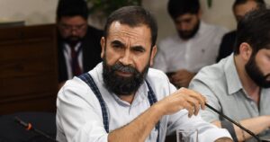 Frente Amplio destroza candidatura constituyente de Hugo Gutiérrez: 