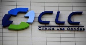 Clínica Las Condes anuncia acciones contra el Fisco por no pago de atenciones de pacientes Covid