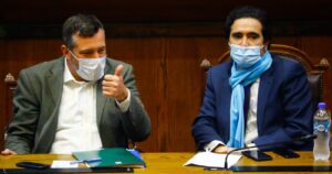 Sichel se distancia de Briones: 