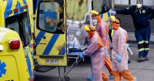 Chile inicia 2021 con la cifra más alta de casos nuevos de COVID-19 desde el 5 de julio