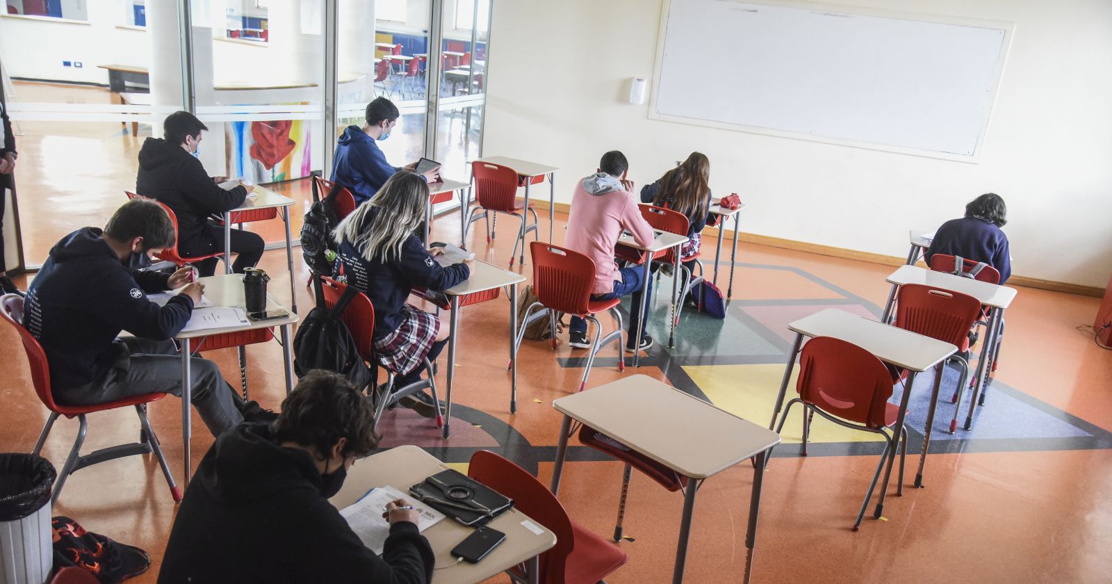 colegios casos COVID-19