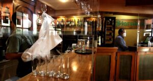 Por qué prohibieron la música en los restaurantes