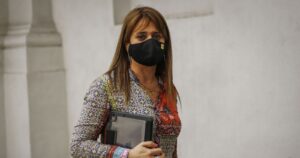 Jacqueline van Rysselberghe por salida de Briones: