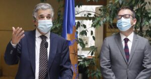 Diputados DC piden hacer obligatoria la vacunación contra el COVID-19