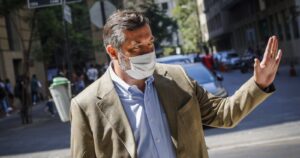 Sebastián Sichel se desmarca de Desbordes y Lavín: 