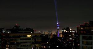 Entel por show de luces: 