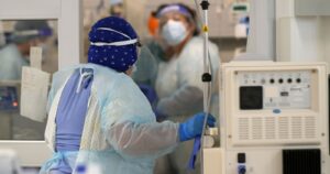 Balance COVID-19: más de mil pacientes se encuentran conectados a ventilación mecánica