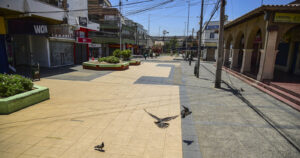 Aumentos de casos y 42 comunas en cuarentena: consejos para enfrentar el regreso al confinamiento