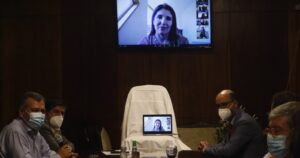 Bancada de diputados PS se cuadra con precandidatura de Paula Narváez