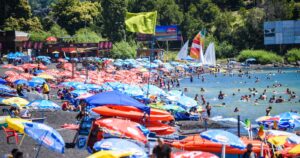 Pucón entra en cuarentena y varias ciudades turísticas retroceden a transición