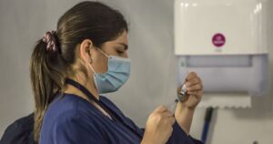 El calendario de vacunación contra el coronavirus que comienza la próxima semana