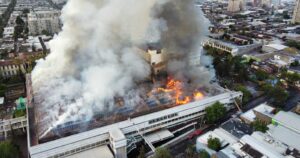 Incendio Hospital San Borja: autoridades temen por efectos en combate contra el COVID-19