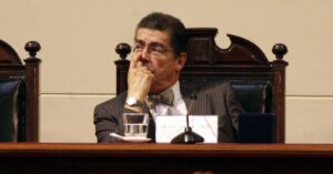 Luis Riveros, ex rector de la U. de Chile: 