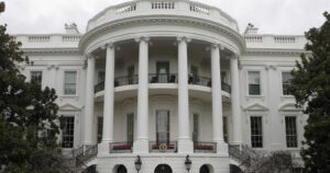 Pence: administración de Trump está 