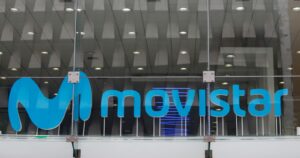 Entel, Claro y VTR: los potenciales compradores de Movistar Chile