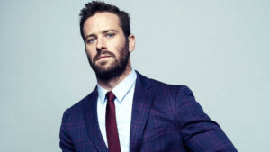 Acusan a actor Armie Hammer de canibalismo y abuso sexual