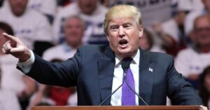 Donald Trump habría presionado al gobierno de Georgia para revertir su derrota electoral