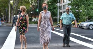 Gloria Hutt descarta vacunar primero a conductores de transporte: 