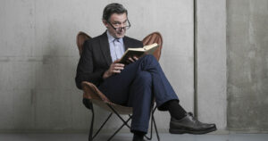 Francisco Melo por Edificio Corona: