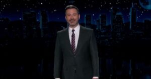 VIDEO - Vergüenza internacional: Jimmy Kimmel bromeó con cumpleaños de gato que dejó 15 contagiados en Chile