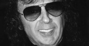 A causa del COVID-19: falleció Phil Spector, ex productor de The Beatles