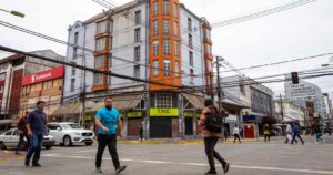 Los Lagos supera a la Región Metropolitana y encabeza casos nuevos de COVID-19