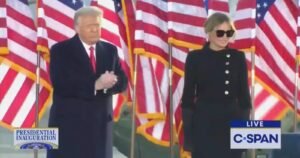 The Village People tras uso de 